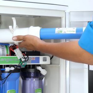 sửa máy lọc nước không chạy