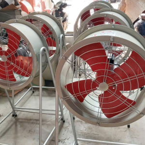 quạt hút bụi công nghiệp giúp loại bỏ bụi mịn hiệu quả